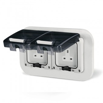 13A DOUBLE UNSWITCHED SOCKET IP66 M95X2 SCAME 137.4002