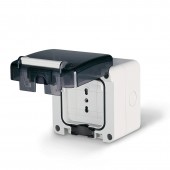 SOCKET 2P+T 16A(P11/P17) 95X95 INCASSO SCAME 137.4403