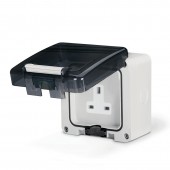 SOCKET BS1363 13A 95x95 SCAME 137.6001